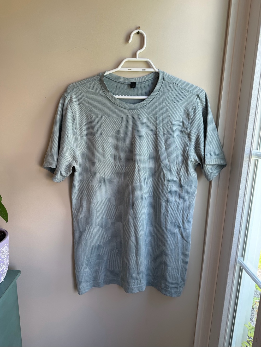 lululemon athletica Men's Short Sleeve Crew